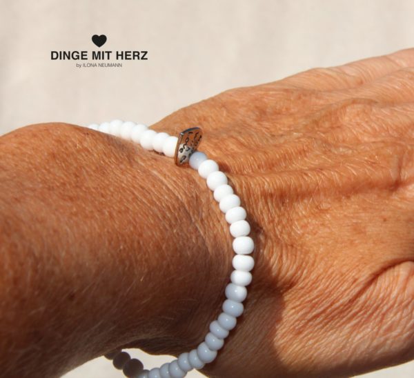 Armband weiß kleine Perlen
