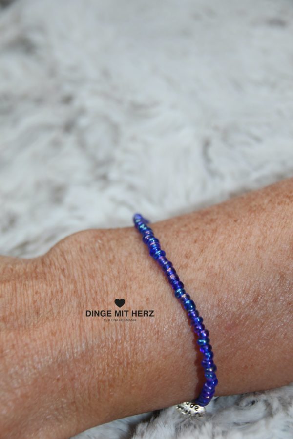 DINGE MIT HERZ Armband MINI royalblau schimmernd