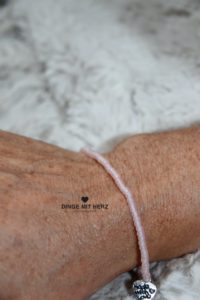 Dinge mit Herz rosa zartrosa Armband Miniperlen ice frosted