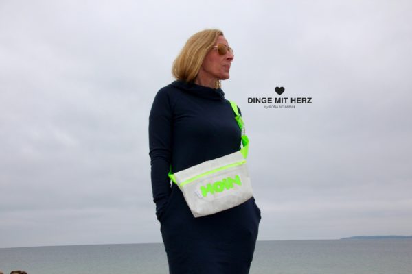Tasche aus gesegeltes Segel offwhite grün